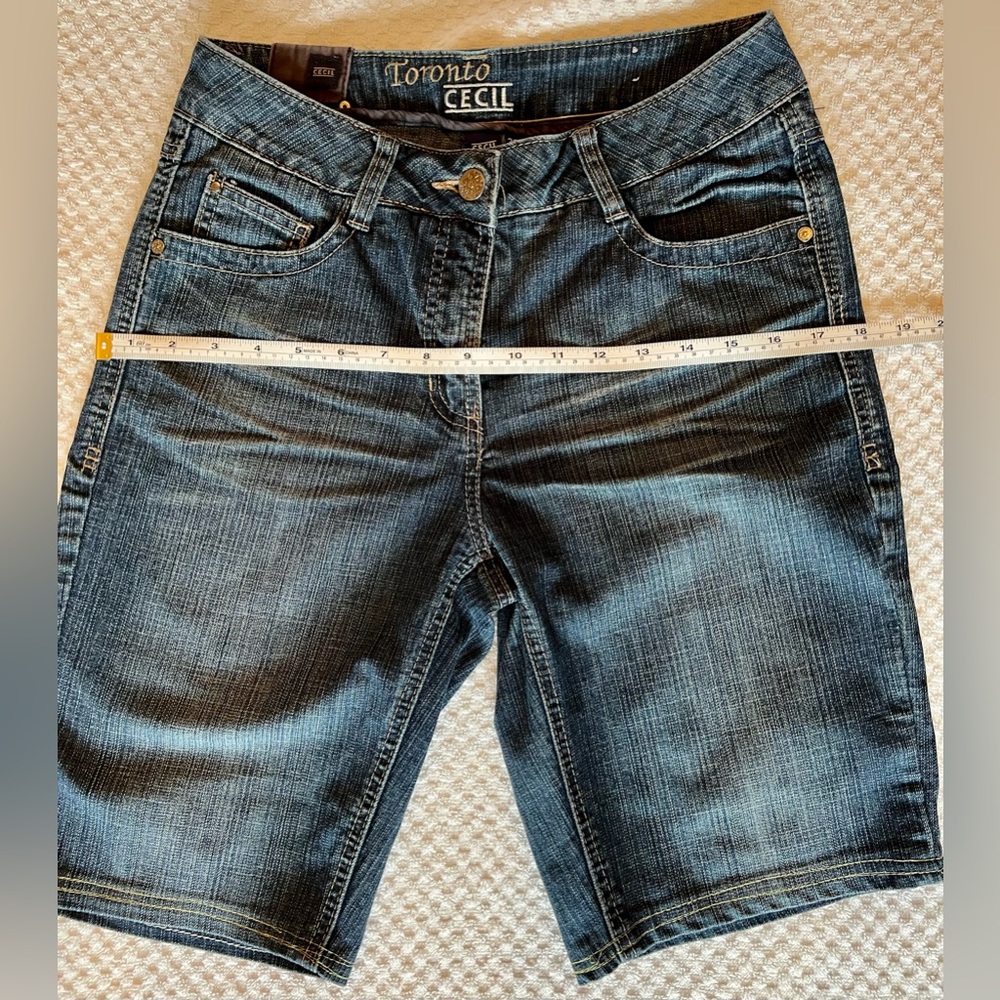 Toronto Cecil denim shorts women size 29